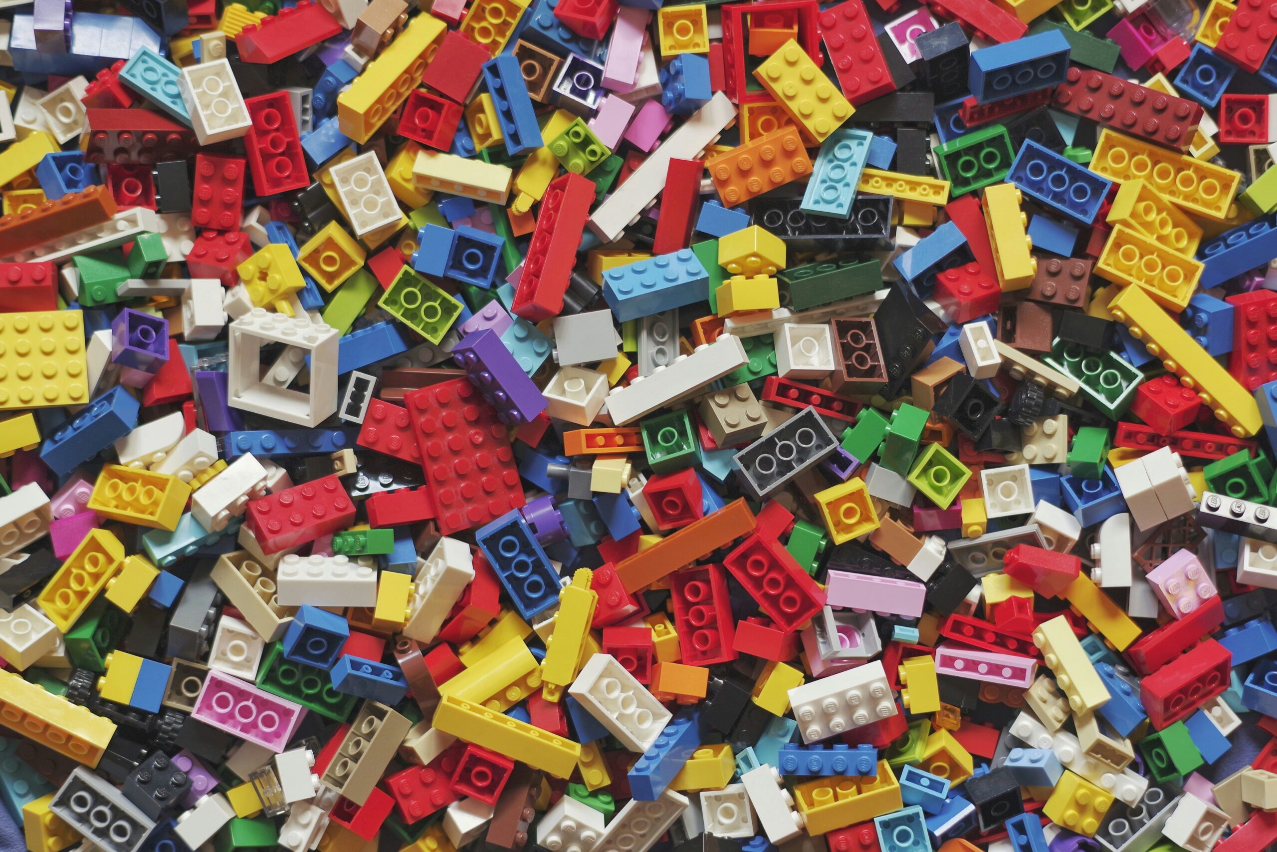 xavi-cabrera-kn-UmDZQDjM-unsplash (1)